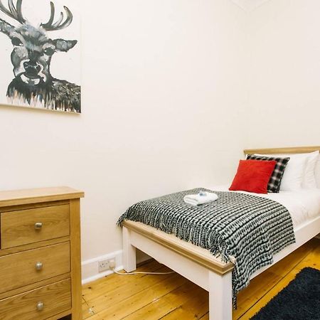 Joivy Great Location! Heart Of City Centre 3Bed Apartment Edimburgo Esterno foto