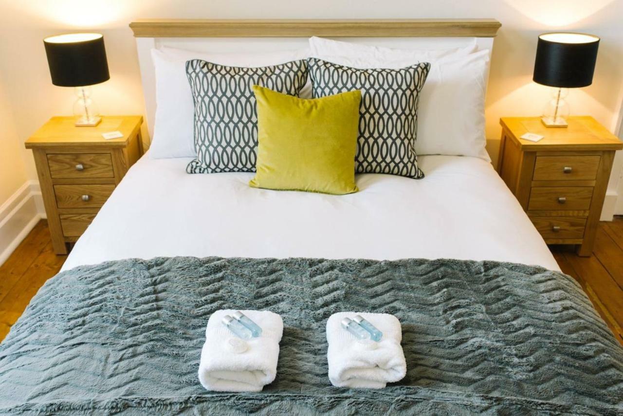 Joivy Great Location! Heart Of City Centre 3Bed Apartment Edimburgo Esterno foto