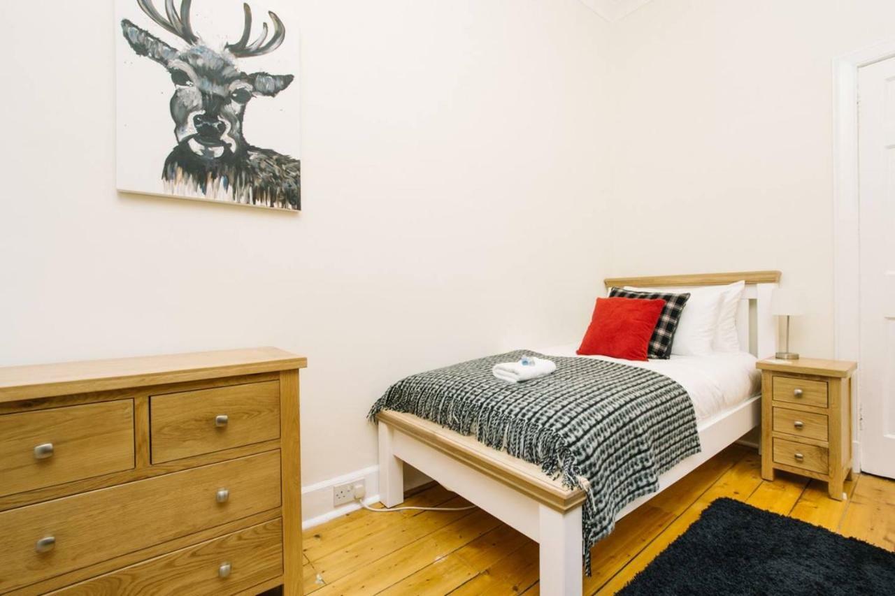 Joivy Great Location! Heart Of City Centre 3Bed Apartment Edimburgo Esterno foto